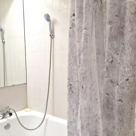 Apartment Avec Vue Imprenable Sur La Montagne A 25 M² Isola