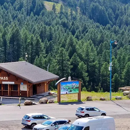 Avec Vue Imprenable Sur La Montagne A 25 M² Isola