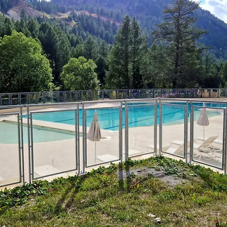Avec Vue Imprenable Sur La Montagne A 25 M² *